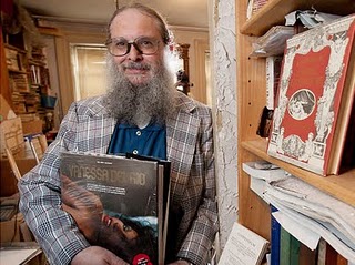 Médecin, talmudiste et porno-collectionneur : à la rencontre de Clifford Scheiner