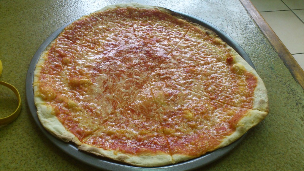 Photo représentant une pizza tomate fromage du restaurant Kosher Pizza Jewpop
