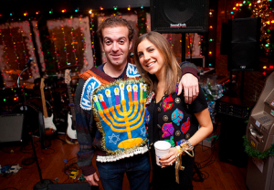 Hanouka-Pulls8-JewPop